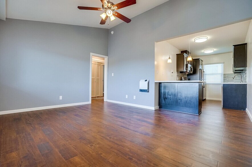 More Photos Of 435 W Regent St, Inglewood Apartments For Sale