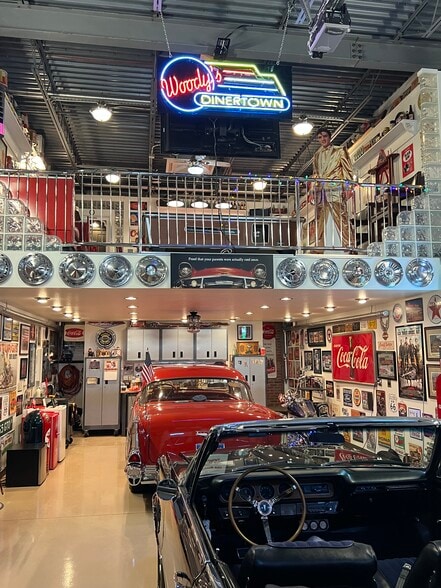 More Photos Of 9181 Commerce Center Cir, Highlands Ranch Self Storage For Sale