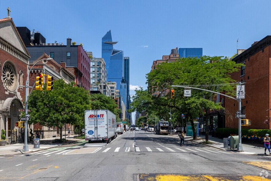 More Photos Of 500 W 22nd St, New York Apartments For Sale