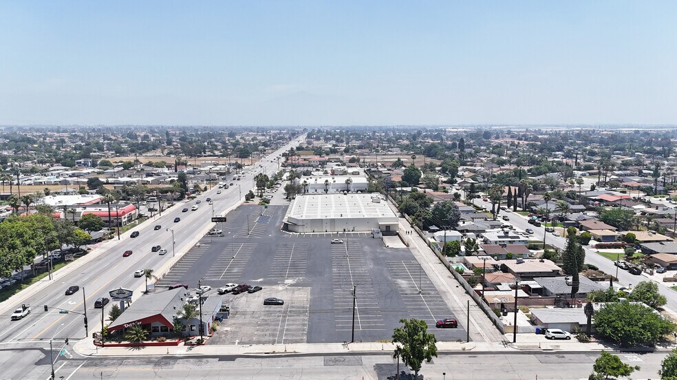 More Photos Of 17575 Foothill Blvd, Fontana Freestanding For Lease