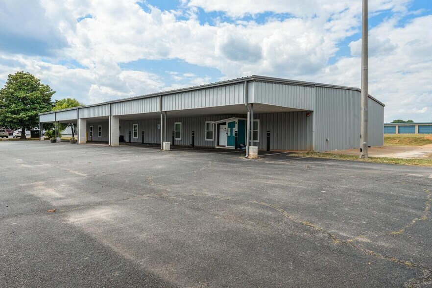 More Photos Of 171 Racetrack Rd, McDonough Daycare Center For Sale