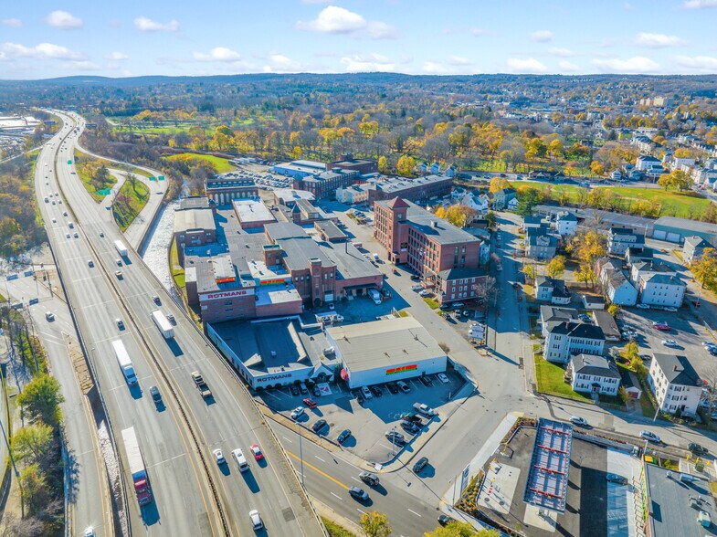 More Photos Of 725 Southbridge St, Worcester Warehouse For Lease