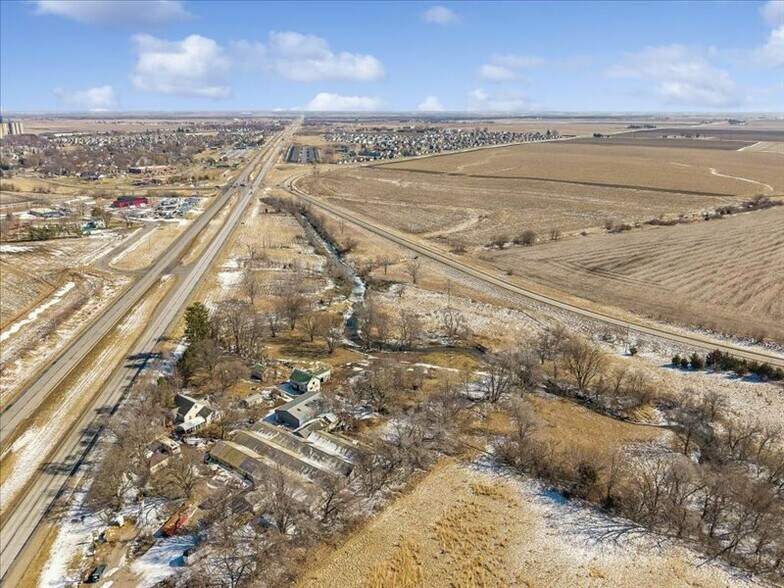 More Photos Of 2005 NE Hubbell Ave, Bondurant Industrial For Sale