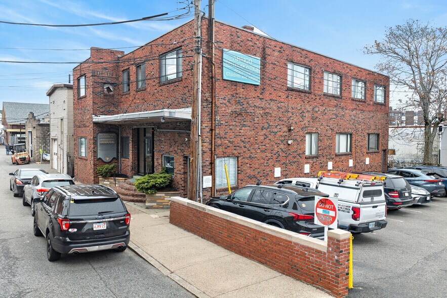More Photos Of 7 Foster St, Revere Medical For Sale