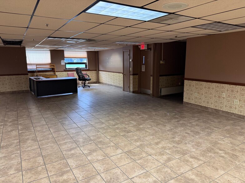 More Photos Of 2636 S Work St, Falconer Manufacturing For Lease