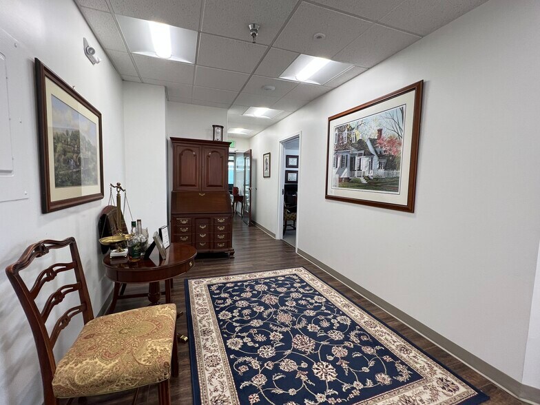 More Photos Of 515 E Joppa Rd, Towson Unknown For Lease