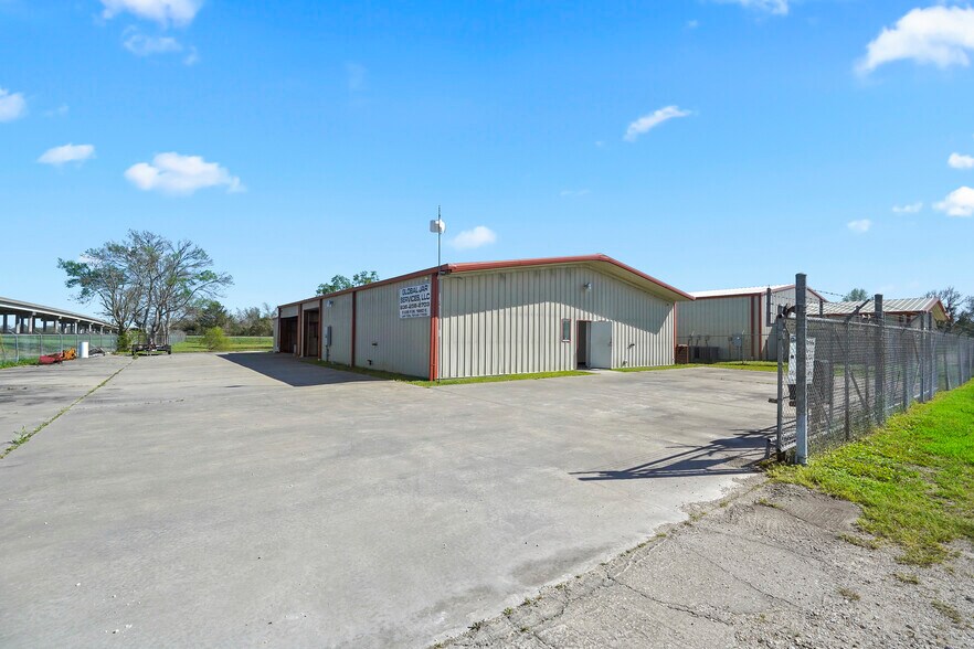 More Photos Of 9335 FM 1960, Dayton Warehouse For Sale