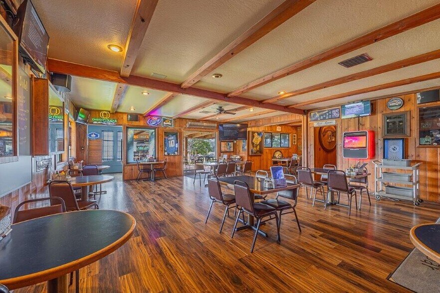More Photos Of 3030 Oregon Ave, Bandon Restaurant For Sale