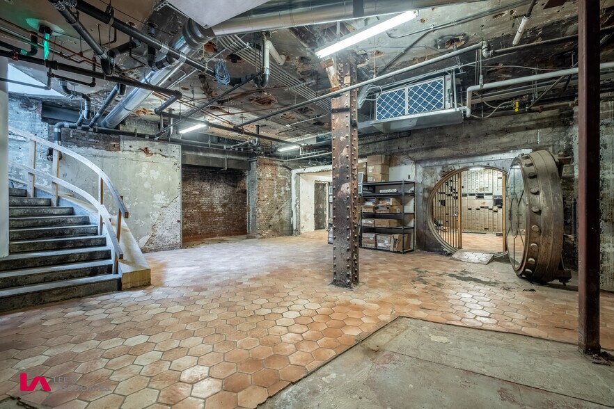 More Photos Of 84 Peachtree St Nw, Atlanta Office For Sale