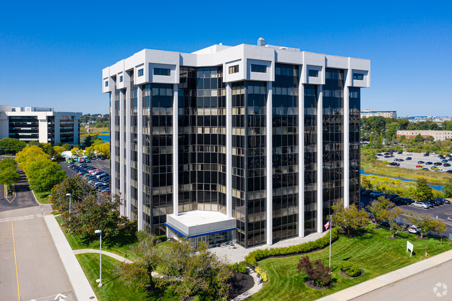 Primary Photo Of 2 Heritage Dr, Quincy Office For Lease