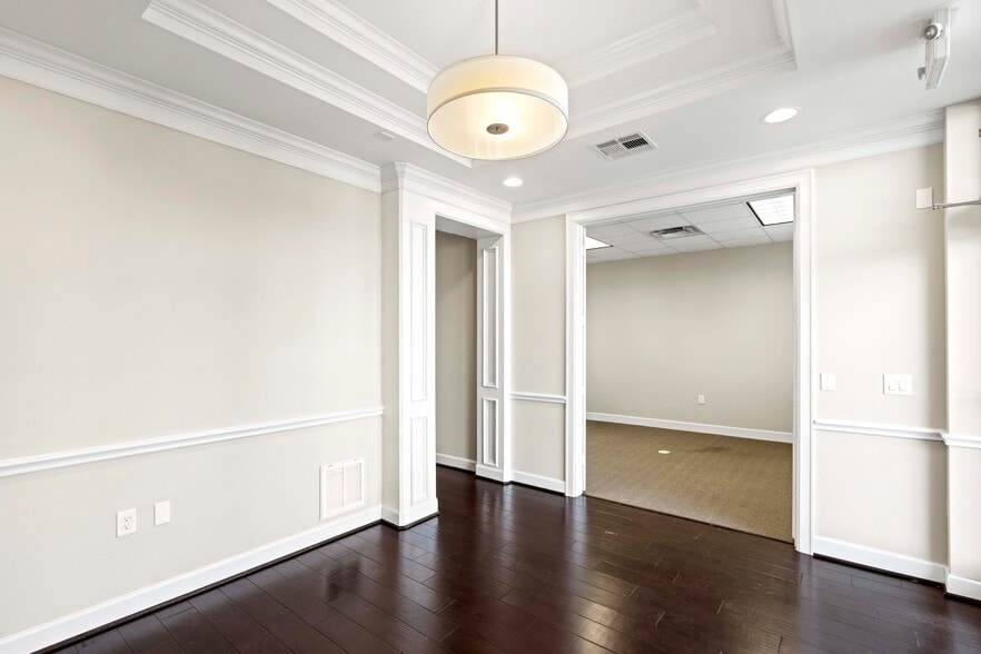 More Photos Of 440 Cobia Dr, Katy Office For Lease