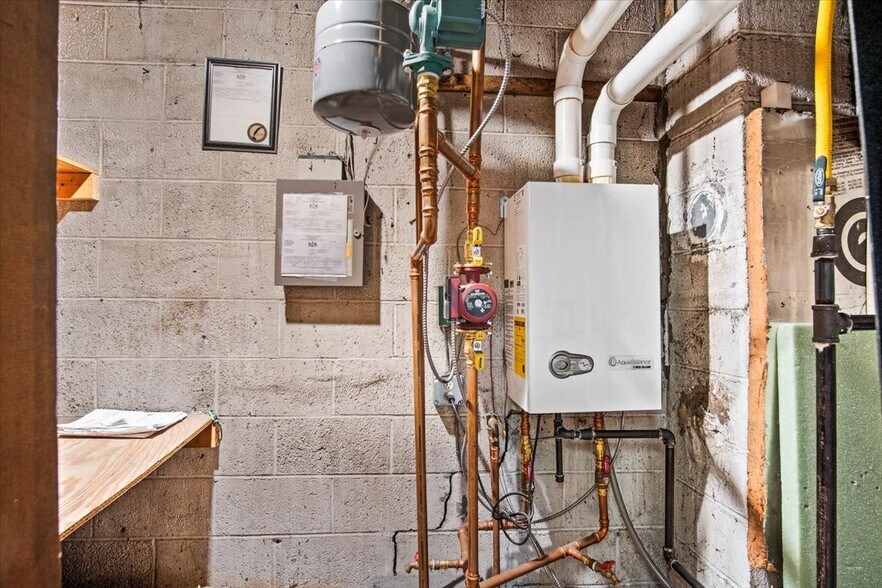 More Photos Of 1225 Pittston Ave, Scranton Freestanding For Sale