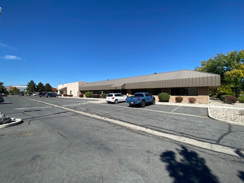 More Photos Of 1201 Corporate Blvd, Reno Office For Lease