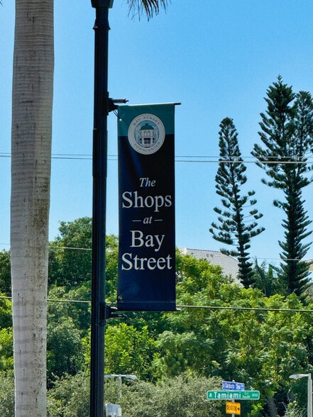 More Photos Of 3976 Destination Dr, Osprey Storefront For Sale