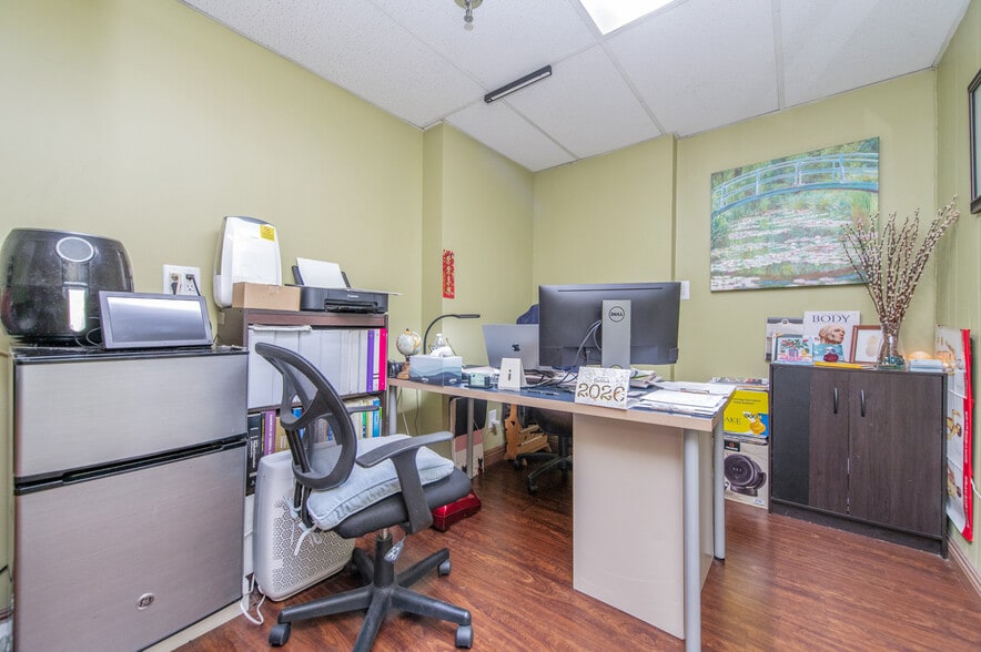 More Photos Of 4305 Torrance Blvd, Torrance Medical For Sale