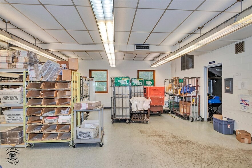 More Photos Of 26 S Madison St, Oswego Post Office For Sale