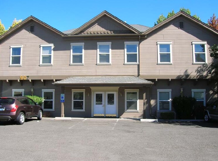 Primary Photo Of 917 Mountain St, Carson City Medical For Sale