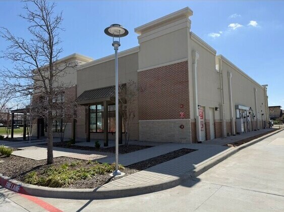 More Photos Of 8555 FM 423, Frisco Storefront For Lease