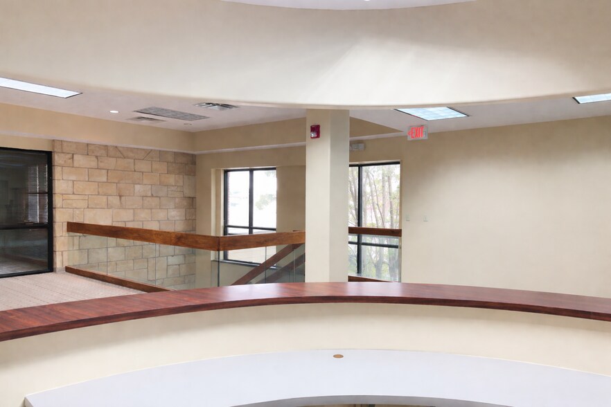 More Photos Of 37 Sandstone Cir, Jackson Medical For Lease