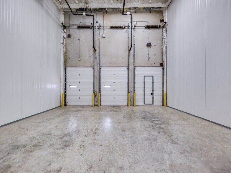 More Photos Of 9342 SE Loop 410, San Antonio Refrigeration Cold Storage For Sale