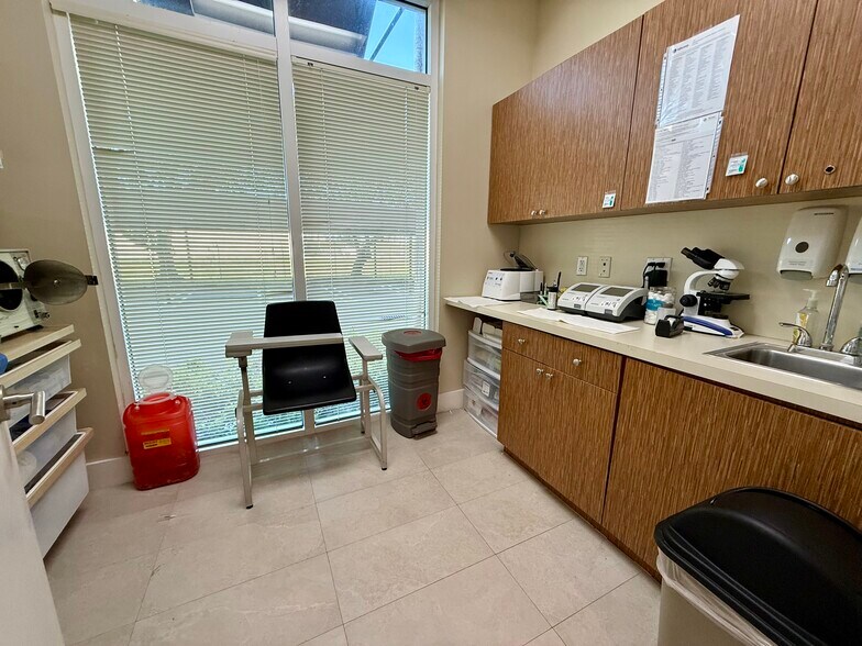 More Photos Of 8501 SW 124th Ave, Miami Medical For Sale