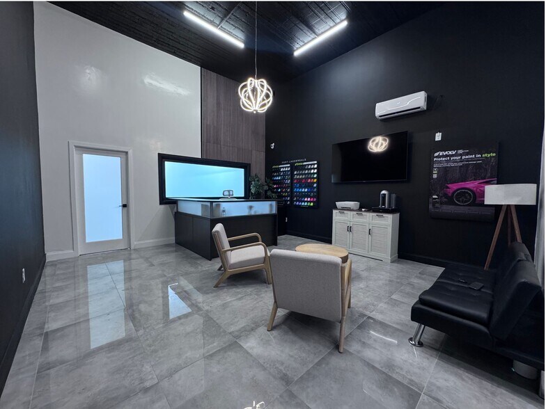 More Photos Of 15-21 NW 9th Ave, Fort Lauderdale Warehouse For Sale