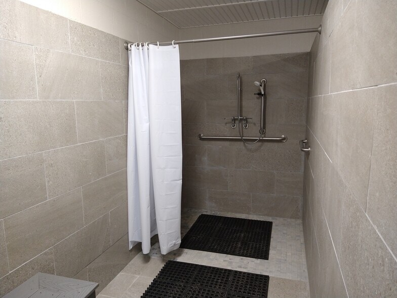 More Photos Of 8 E Kegan Ln, Selma Multifamily For Sale