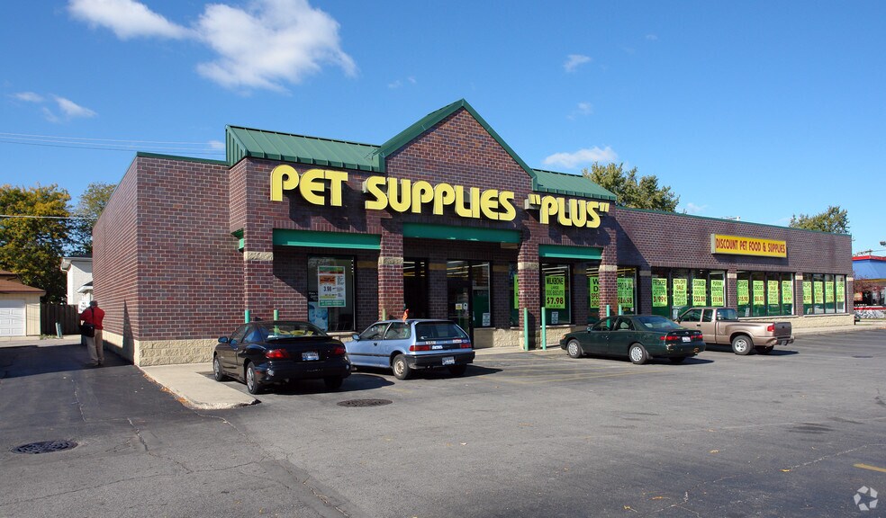 More Photos Of 1748 N Harlem Ave, Elmwood Park Freestanding For Sale