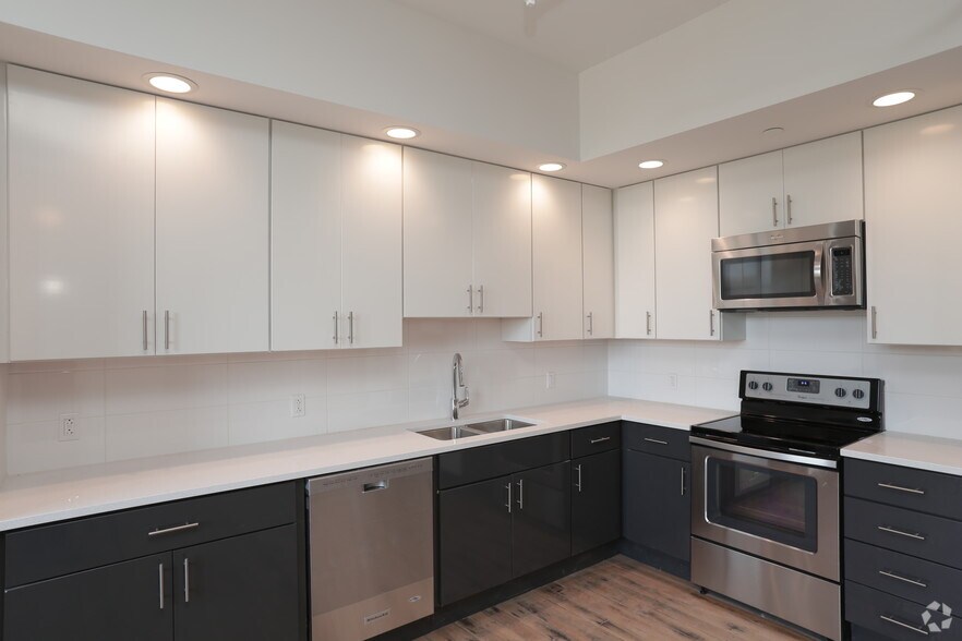 More Photos Of 2658 Scranton Rd, Cleveland Apartments For Lease