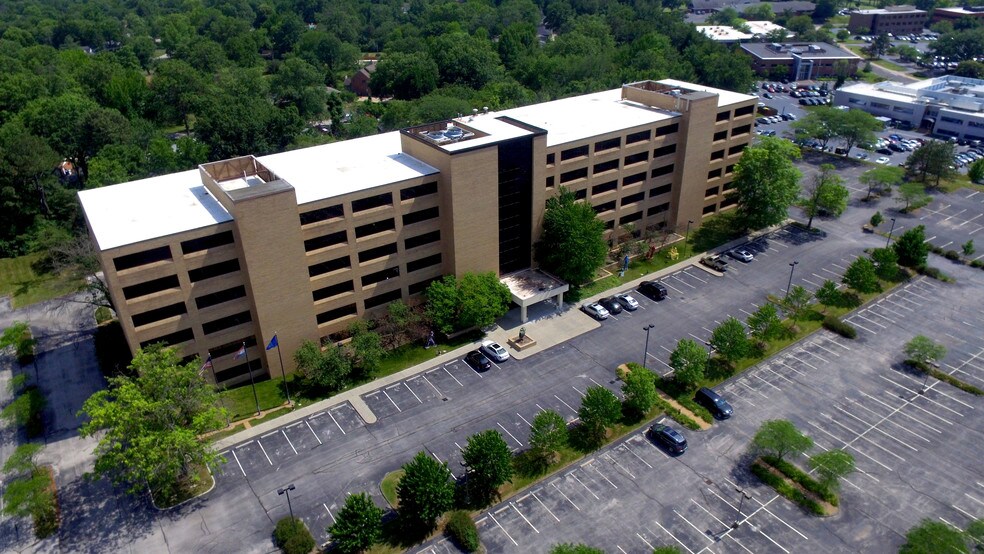 More Photos Of 11330 Olive Blvd, Creve Coeur Office For Lease