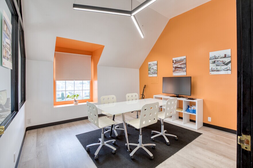 More Photos Of 8311 Westminster Blvd, Westminster Medical For Sale