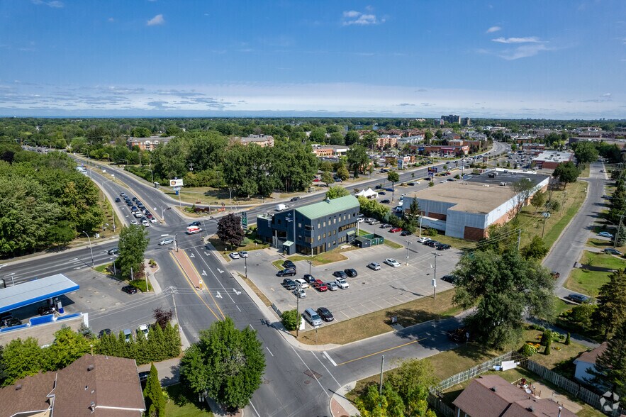 More Photos Of 15000 Boul De Pierrefonds, Pierrefonds Medical For Lease