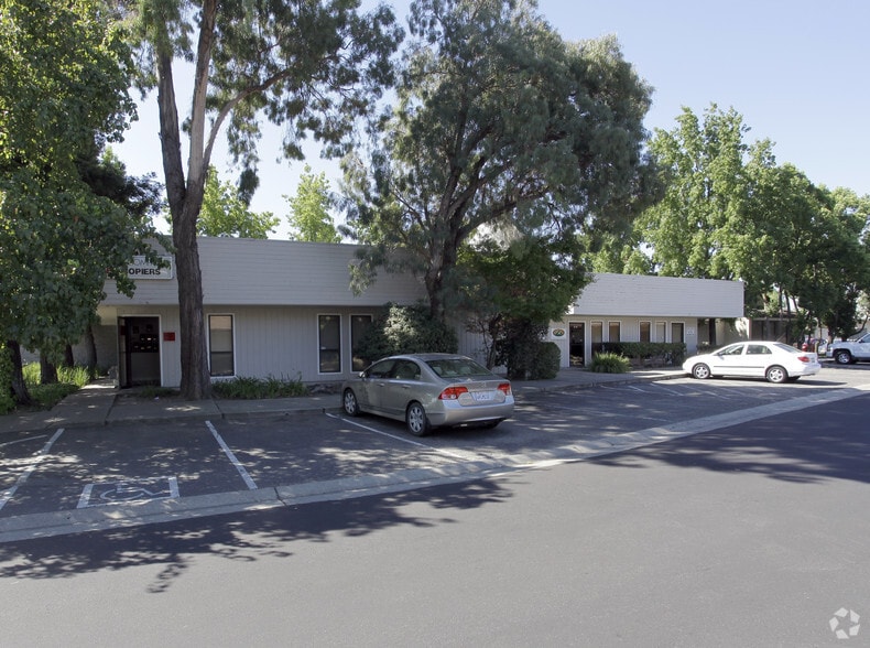 Primary Photo Of 4617 Quail Lakes Dr, Stockton Office For Lease