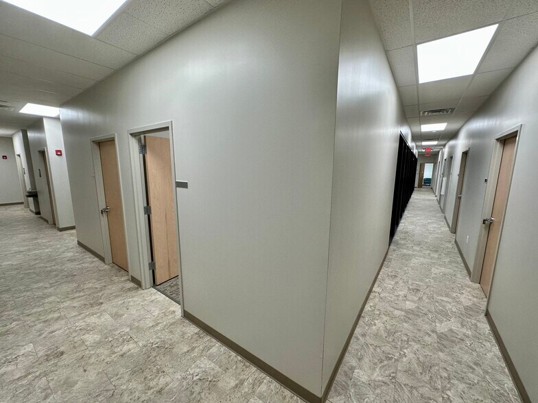 More Photos Of 801 Garmon Park Ct, Loganville Office For Lease