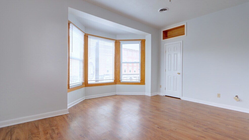 More Photos Of 14 E Main St, Waterloo Township Bar For Sale