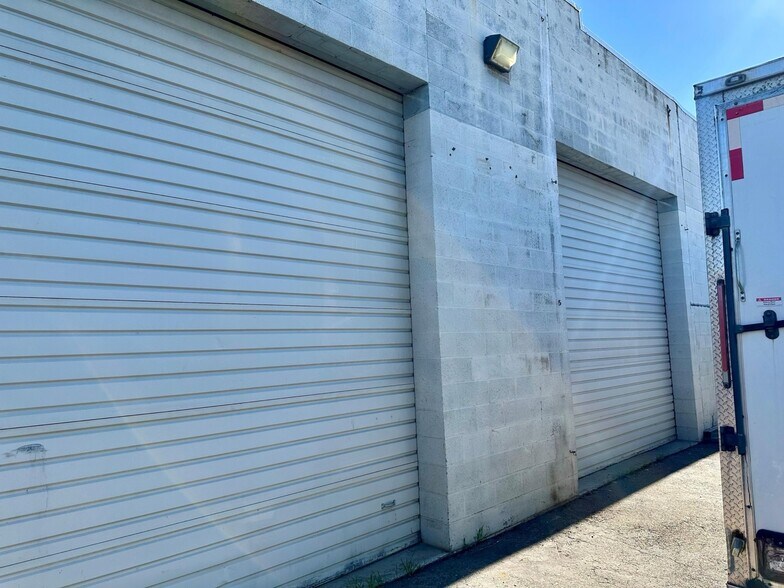 More Photos Of 3641-3645 51st Ave, Sacramento Warehouse For Lease
