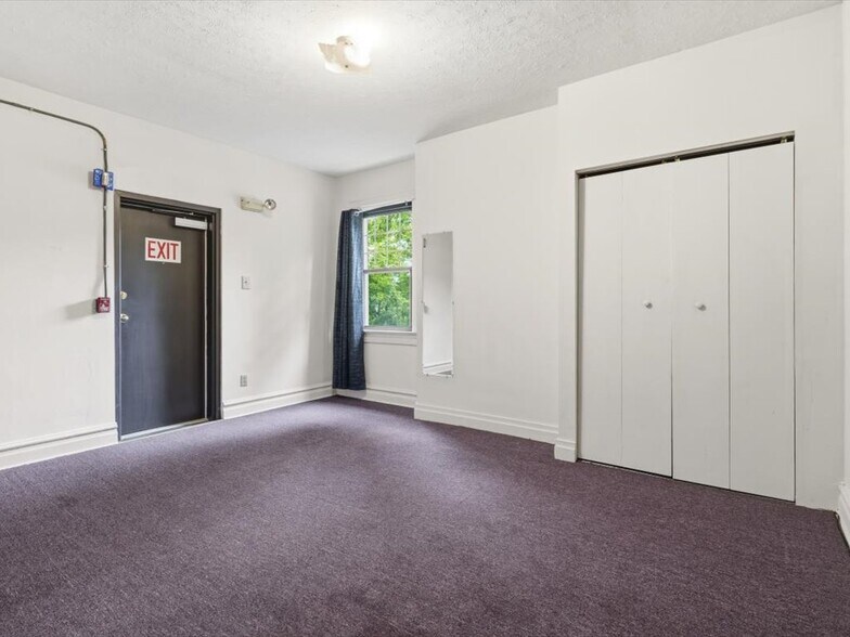 More Photos Of 215 S Braddock Ave, Pittsburgh Apartments For Sale