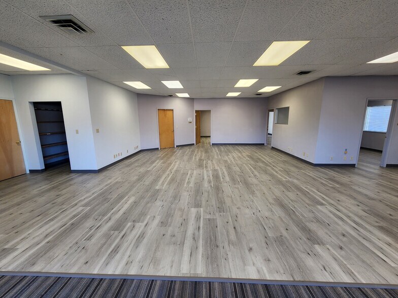 More Photos Of 720 6th St, Clarkston Medical For Sale