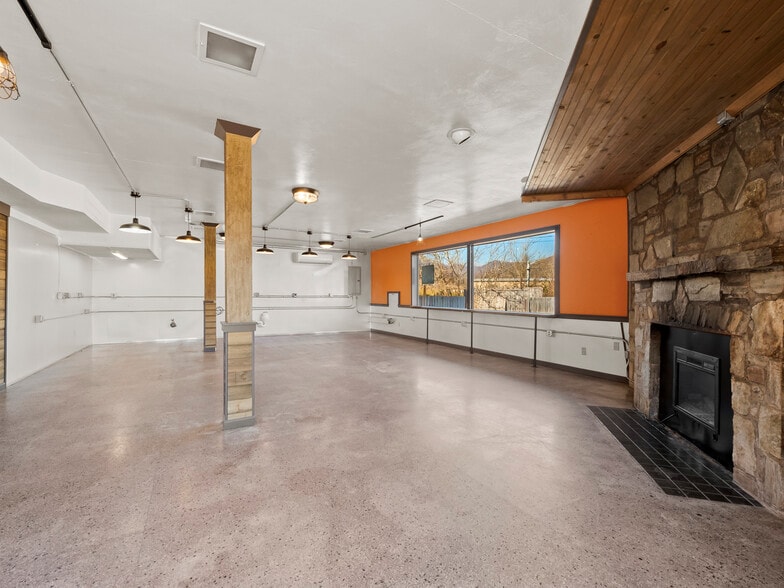 More Photos Of 2050 U.S. 70 Hwy, Marion Restaurant For Sale