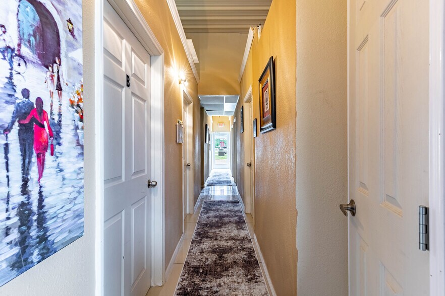 More Photos Of 405 Williams St, Wylie Office For Lease