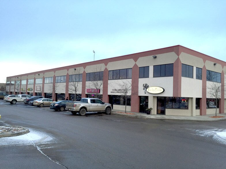 More Photos Of 41 Broadway Blvd, Sherwood Park Storefront For Lease