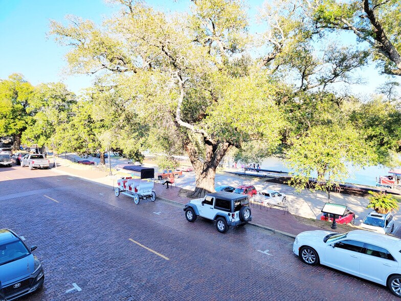 More Photos Of 520-524 Front St, Natchitoches Storefront Retail Residential For Sale