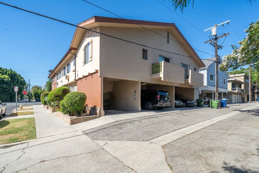 More Photos Of 14205 Burbank Blvd, Sherman Oaks Apartments For Sale