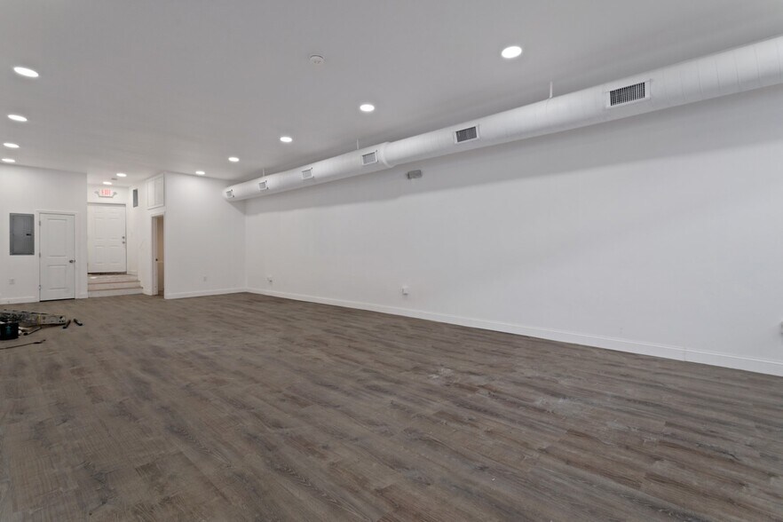 More Photos Of 99 Main St, Malden Storefront Retail Office For Lease