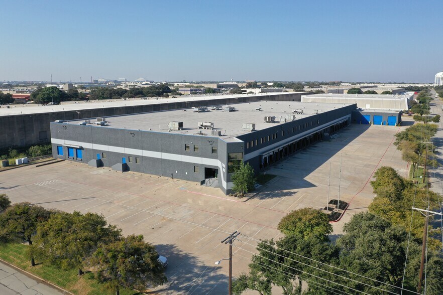 More Photos Of 1350 Avenue S, Grand Prairie Distribution For Lease