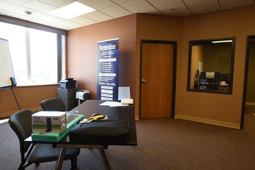 More Photos Of 4225 38th St S, Fargo Office For Lease
