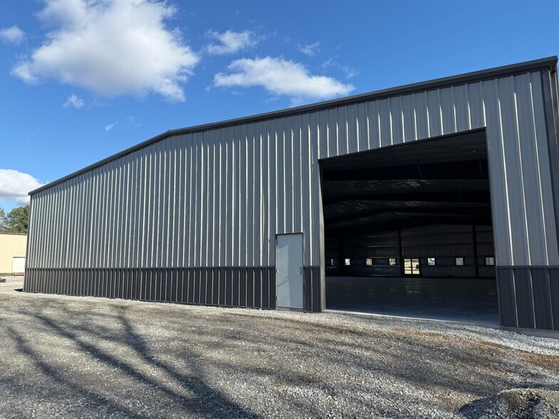 More Photos Of 5350 Enterprise Dr, Paducah Warehouse For Lease