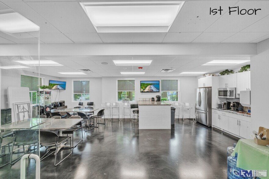 More Photos Of 6119 Lyons Rd, Coconut Creek Office For Sale