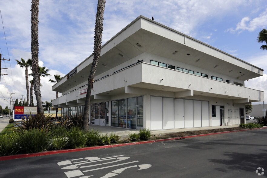 More Photos Of 19126 Magnolia St, Huntington Beach Office For Lease