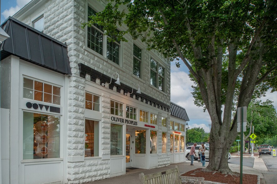 More Photos Of 53-55 Newtown Ln, East Hampton Storefront Retail Residential For Sale